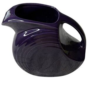 VTG. Fiesta Ware Disc Water Pitcher Plum "Retired" Homer Laughlin 7"